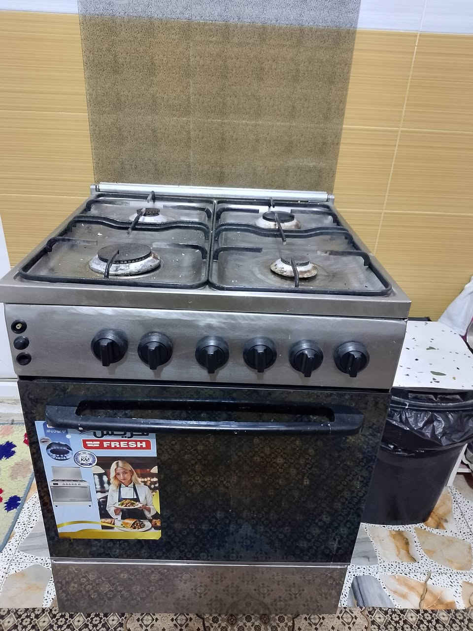 طباخ عدد2 صغير وكبير ومفرغه هواىيه مستعمله السعر 125شغالات
***********
