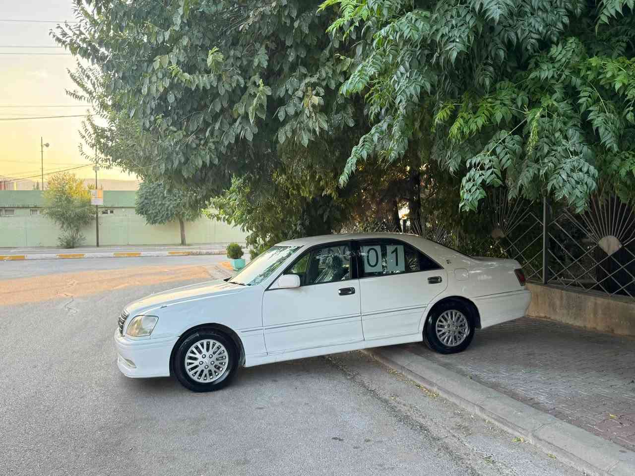 مەلیکە بڕاوە بڕاوە
کؤدی هەیە بەشەرەت 
مەکینە ڤی ڤی تی ئاڵتونی بازاڕ 
خوار بازاڕ قفڵ و کۆتای ٣٤ گڵا 
سەیارەکە کامل مەسرەف کراوە 
سەر و بن نەجەف 
تەقەو ڕەقەی بەشەرت 
سەیارەکە یەک دوگمەیە 
ژم/***********
