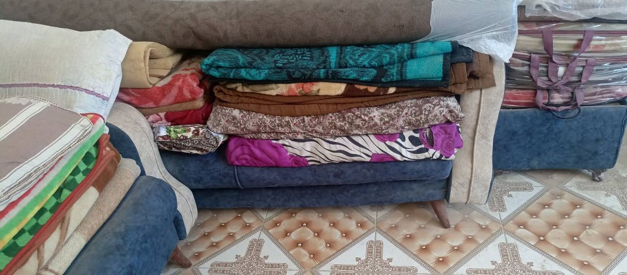 قيم وأخذ باليرضي الله التخم جديد بس متروك وعليه تراب ‏‪***********‬‏ حولي شارع 30 مال السوك
