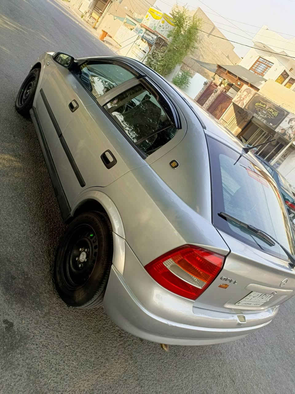 للبيع تحفه فنيه
اوبل استرا موديل 2000 سياره ع وضع الشركه تخم تاير باتري جديد السياره صبغ عام اثر جراد كهربائيات كلها شغاله مسجل وسمعات ويل بلادي صدر امامي خلي جديد السياره جاهزه من الدعاميه للدعاميه رقم كركوك مشروع وطني سنويه لل 2025 بشرط التحويل بطاقه بانزين سياره تراي كلش ناعمه عنوان السياره في كركوك بيع سريع ومستعجل السعر 44 وقه  وبيها مجال كلش قليل 
***********
***********

نص مكتوب في الصور:
- ۰۷۸۲۶۳۹۱۵۰۰