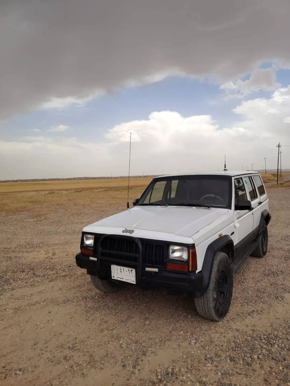 السلام عليكم     السعر  40
للبيع جب شيروكي موديل  1994

محرك ونجي 2500 نضافه فول

صلاح الدين مشروع وطني

وذا مراوس حسب القناعه   الاستفسار ‏ ‪***********‬‏
