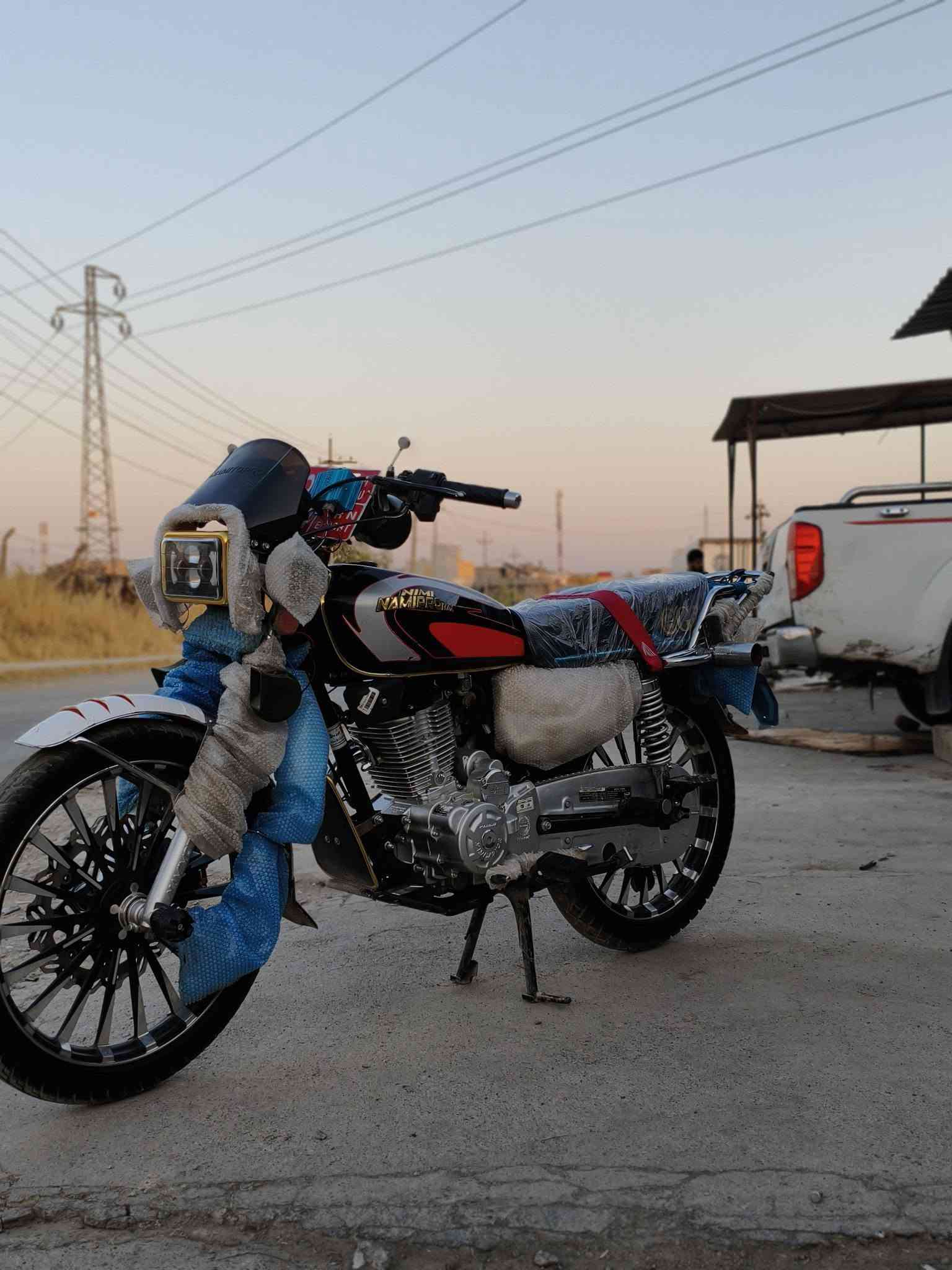 🔥 بۆ فروشتنی خێرا - Namipro Honza 200cc 🔥

​زانیارییە سەرەکییەکان:

​جۆر: Namipro Honza 200cc

​مۆدێل: 2025 (پێنج گێڕ)

​بەڵگەنامە: مەنەفێست (4 سوچی بیلادی لەگەڵدایە)

​شوێن: سلێمانی - هوانه

​تایبەتمەندی و مەرجەکان:

​گێڕ و مەکینە: بەشەرت، کەپسە و سپانە بەرنەکەوتووە وەک سەعات ✔️

​شانسی: بەشەرت (بێ درز، بێ لەحیم، بێ تەقیوی و تەواو ڕاست) ✔️

​کارەبایی: کامڵ بەشەرت، گێچی ئەلیکترۆنی ✔️

​ئیشکردن: سلف و هندل وەک سەعات بەشەرت ✔️

​دۆخی گشتی: کامڵ سەنتەر و جایز ✈️، کامڵ جوانکاری بۆ کراوە و برغو بۆ برغو بێ نوقسانییە ✔️

ماشاءاللە لەقوەتی مەکینە 🌹

جوتێک مکەبەرەی تازە سەوت خۆش🌹

تازە ڕۆنی بۆگۆڕاوە 🌹

جوتێک هۆڕن پاپ مەزبوت🌹

ماڵی دۆستە تەقەو ڕەقەی نیە✔

سفرە یەک دەست
نرخ: 830هەزار (قفڵ)💰💸

📞 پەیوەندی***********

​Tb.تێبینی: تکایە بڵندگۆ یان پەیام پێشتر بە جوانی بخوێنەرەوە، ماتۆڕەکە هیچی کەم نییە و بۆ عەیب و عارمعامەلە تەلەفۆن مەکە.
