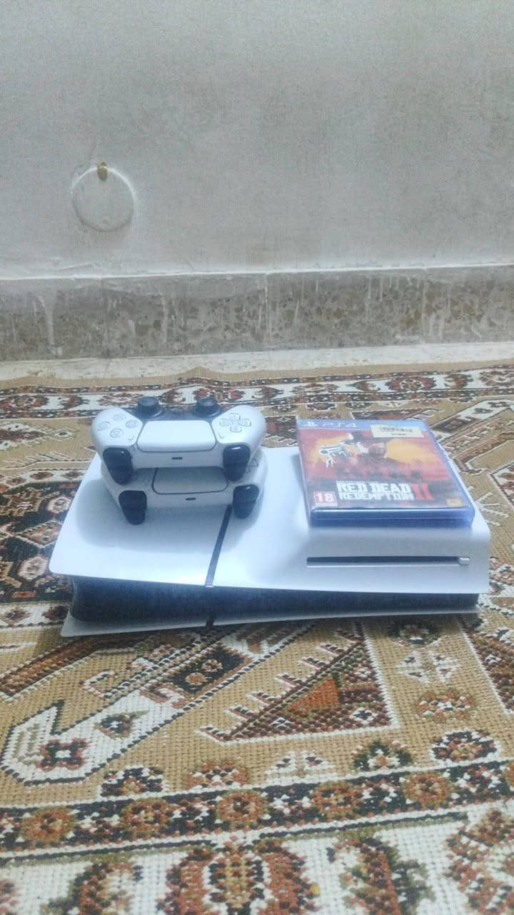 بلي فايف • نضيف • ملحقات كاملة