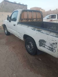 سياره البيع مديل 2002 الستفسار اتصل على رقم   07871262145