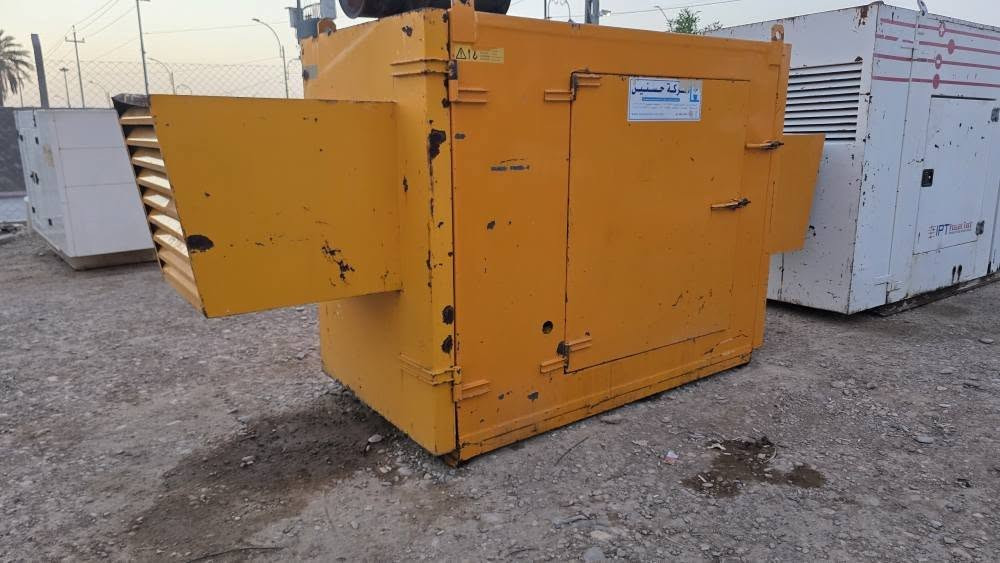 للبيع: مولد اف جي ولسن (FG Wilson) 30 KVA 
.
• ​القدرة: 30 KVA.
• ​الحالة: نظيف جداً (كاتم للصوت).
• ​الموقع: الكوت.
• ​الفحص: شغال وبشرط الفحص.
• للاتصال ***********

