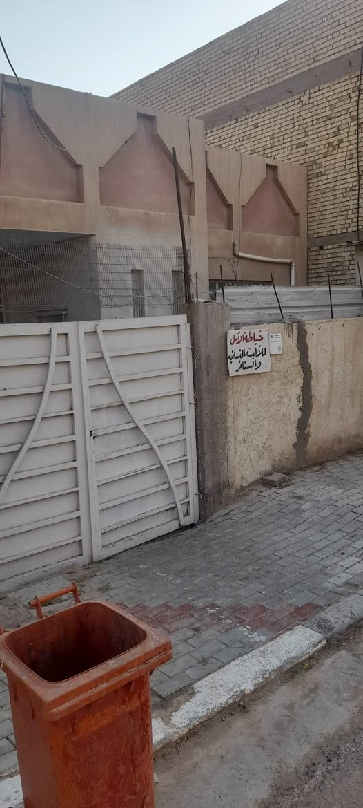 دار قديم حي الوفاء
٢٠٠م 
البيع سعر
٢٠٥ مليون
الاستفسار 
***********
