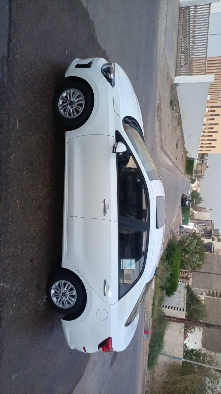 السلام عليكم .

كيا بيجاس 2024 مكفوله فول مواصفات 
سلايت روووووف جام كهرباء ويل كب كاميرا اصليه شاشه اصليه داخل لونين .

بيها بارد بسيط بلال الجاملغ موضح بالصوره .

وبيها رصعه بالباب الخلفي من الاسفل قدره اصبع واحد موضح بالصوره. 

السعر 113 ورقه .

مكان السياره بغداد .

*********** / غير متواجد على الفيس . بغداد, العراق

