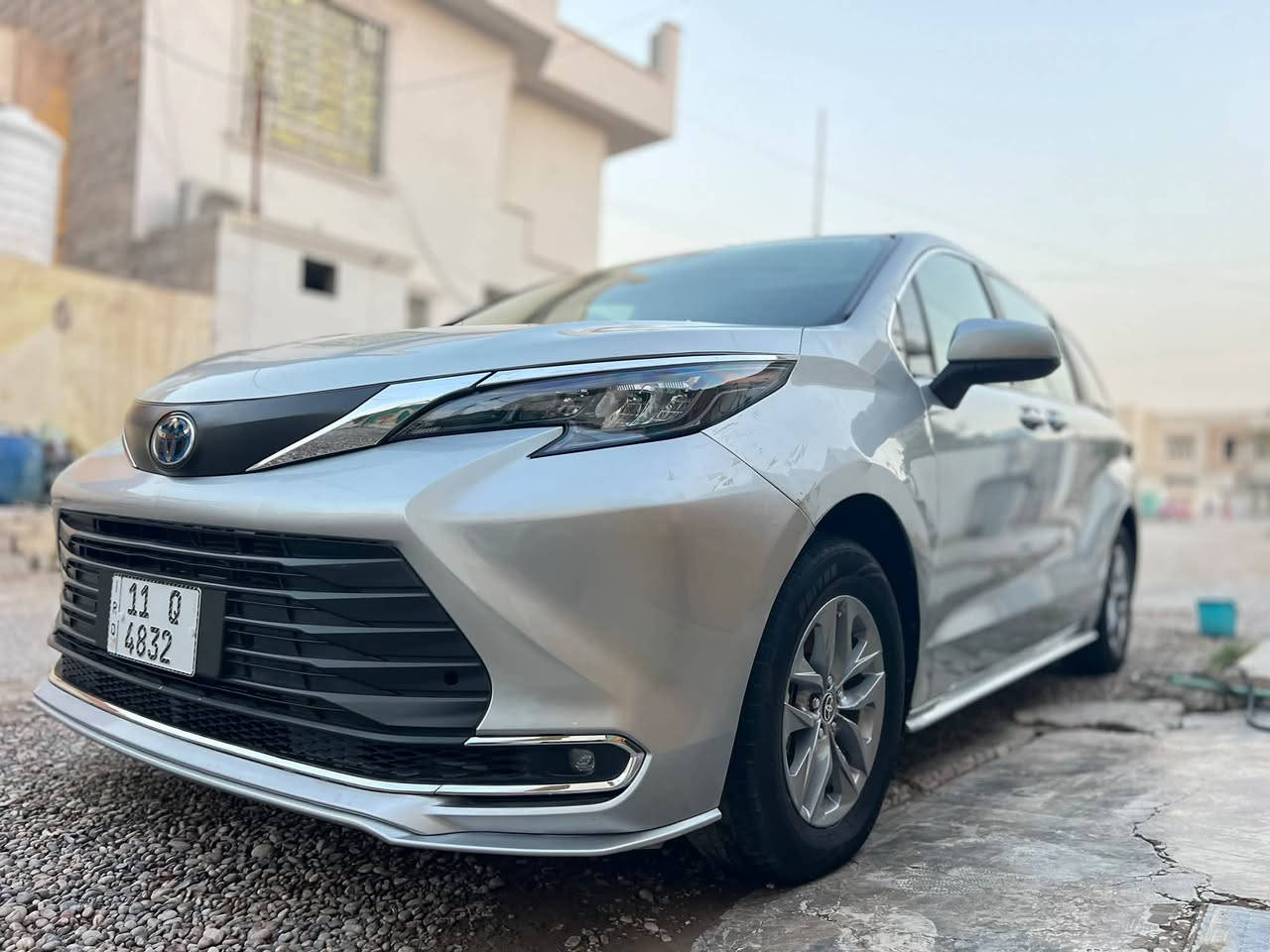 تيوتا سينا 2025
ماشيه 9 الف
ضررموضح بل صورة ورقم الساصي وسونار موجود بل منشور 
مراوس كورله هايبرد او كامري 
275$ 
مكان سامراء 
***********
