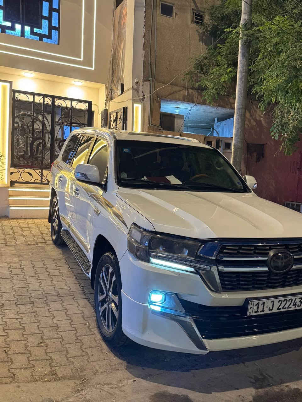 لاندكروزر ٢٠١٣ • محدثه ٢٠٢١ • نجف