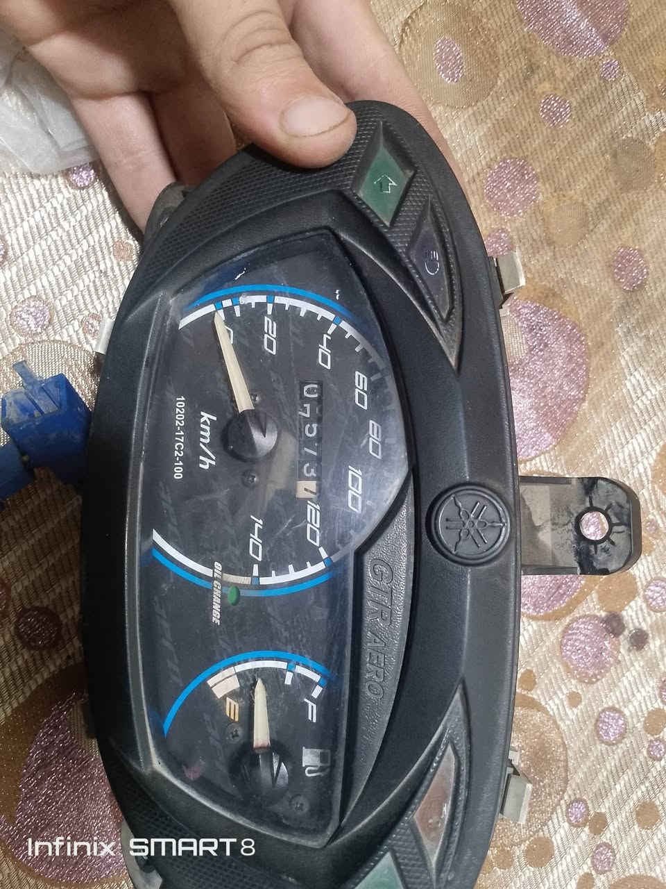 السلام عليكم شباب عداد GTR للبيع اصلي مو تجاري كامل عنوان بغداد الشعب ***********
