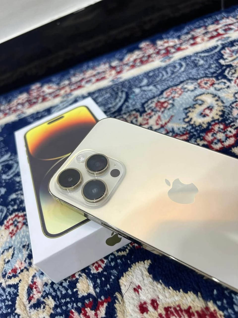 ايفون 14 برو ماكس لون ذهبي فاتح  ذاكره 256 
بطاريه 82 بلاد 
جهاز مامفتوح كلش مكفول كفاله عامه من شخط مكفول على وضعه الابلاد كلش نضيف نظافه ٩٩/١٠٠ عنوان حي الأصدقاء 
سعر ٨٥٠قفل كلش كلش 
***********

