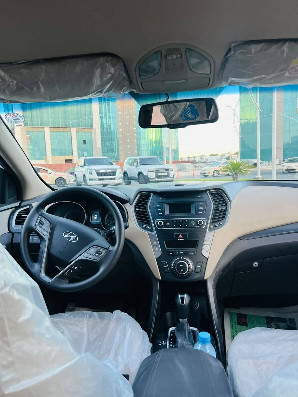 سلام عليكم حبايبي عندي هاي سنتافي خليجي السياره رقم اربيل اتريد وكاله اتريد تحويل ابشرط  موديل 2018 اكلين سعر 160 ورقه الي يحب يتوصل وياي هذا رقم تلفوني بي واتساب *********** وتحياتي للجميع
