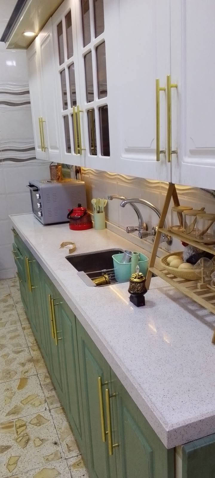 كاونتر للبيع كاونتر جديد ونضيف تكمه تفصال على ايدي قياسه 3مترات صافي متواجد واتساب ***********
فخم وكشخه