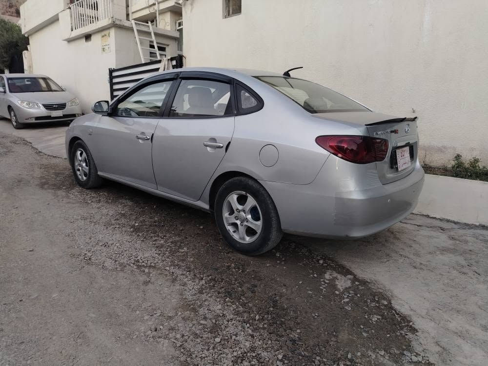 بەناوی خودای بەخشندەی میهرەبان
هۆندا ئاڤانتی بۆ فرۆشتن بڕاوە لۆک لۆک
مۆدیل 2008 نموونە لەخاوێنی 
تەبرسد لەمس و سوکان ڤۆلیوم 
گێڕ ئۆتۆماتیک و کوشن هیتەر و کوشن جڵد 
خایس و ڕزیوی قەترە پێوە نیە
پێش و پشتی کەپسە و هیچ لێدرانی نیە
  برێک  و تەبرید  و توندوتۆڵی و ئەی بی ئێس بەشەرت 
سەیارەکە تابڵێی توندو تۆڵە و مەسرەف کراوە 
بەنزین زۆر کەم دەخوات
یەک کەڤەری دوای گۆڕاوە
گێڕو مەکینەی بەشەرتە
هەیکەلی زۆر جوانەو لوسە و سەقفی بێ بۆیاغ
چوار تایەو ویلی لۆکی لەژێرە
سعری زۆر گونجاوەو ماڵی دۆستە بەس سایەقی دەوێت
سعری 46 و معامەلەیە
 شوێن ڕانیە ..
ژ.م. *********** وە ***********
ئاسیا  واتس ئەپی لەسەر 
مەسجیش کراوەیە.. رانية, السليمانية
