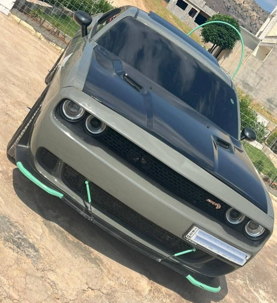 🔥 FIRAS CARS 🔥
🏁 فرصة ذهبية لعشاق السيارات الرياضية
💪 القوة • الأصالة • الهيبة

🚘 دوج تشالنجر | Dodge Challenger
📅 موديل 2012
🇨🇦 وارد كندي
📍 رقم أربيل جديد
⚙️ مكينة 6 سلندر | 3600 V6
✨ مواصفات فول
🌙 فتحة سقف
🔥 داخلية مميزة جداً وتخبل
🔄 السيارة محدثة

🎨 صبغ عام مع تغيير لون
⚠️ بيها طخة بسيطة من الأمام، ما واصلة للشواصي

✅ المحرك شرط
✅ الكير شرط
✅ الكهرباء شرط
✅ السيارة بشكل عام قابلة للفحص الكامل

💰 السعر: 93 ورقة
🤝 يوجد مجال بسيط للطيبين

📍 مكان السيارة: أطراف أربيل
👤 أواجهك ويا صاحب السيارة الشرعي

⚠️ مهم جداً:
🔴 البيع نقد فقط
🔴 رجاءً قراءة المنشور قبل المراسلة، ماكو تقسيط

📌 ملاحظة:
السيارة مو ملكي، معروضة عندي للبيع، وآخذ عمولة بعد الاتفاق بين الطرفين، كل طرف ورقة.

📞 للاستفسار والاتصال:
***********
***********

🔥 FIRAS CARS
لسنا الوحيدين، لكن نطمح أن نكون الأفضل.
