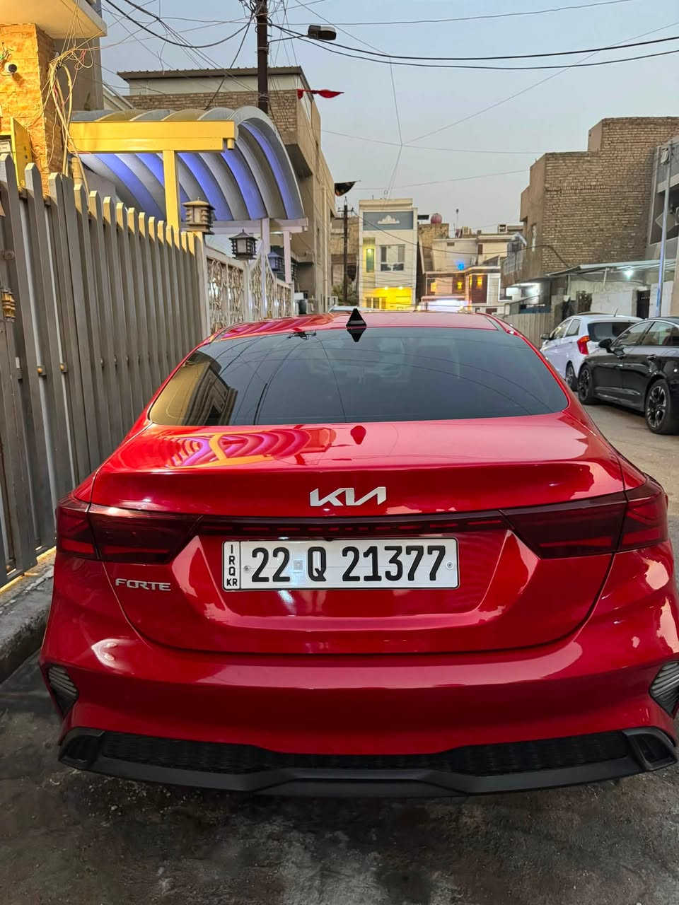 السلام عليكم 
كيا فورتي وارد امريكي جديدة وضع الشركة للبيع فقط 
(السعر 150$) بيه مجال حك الجية مكاني بغداد / الصليخ 
هاتف ☎️ *********** متوفر اتصال واتساب فيس 

1.الموديل 2024 اللون احمر 
2.ماشية 14 ميل 
3.حادث جانبي باب مبدل والباب الاخر تعديل كما موضح بالصور 
4.رقم اربيل باسمي دخول جديد 
5. تخم تاير جديد 
6. السيارة باسمي شوكت تحب تحويل او وكاله حاظر 

المواصفات 
1.محرك حجم 2000 دوش المرغوب 
2. كشنات مخمل بدون فتحة 
3. تحكمات ستيرن ورادار جانبي وامامي
4.تحديد مسار 
5. كاميرا خلفية 
6.شاشه جبيرة كار بلي وبعد مواصفات الكيا الفورتي الي تعرفوه وحياكم الله
