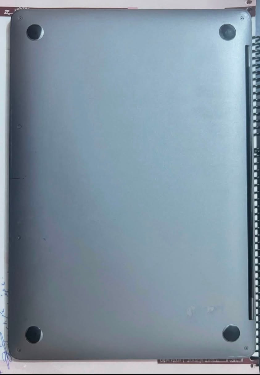 للبيع
‏MacBook Pro (13-inch, M1, 2020)

مواصفات: 

CPU: Apple M1 chip

Ram:16 GB  unified memory

Storage: 256 GB SSD

                                                                         عدد الدورات 33 

Touch bar 

Touch ID

حالة الماك بوك : 

الماك كلش نظيف بدون نقوصات تجي وياه شاحنة فقط بدون كارتونة لابتوب ما داخل ابد اي صيانه او مفتوح تجي وياه برامج Adope بريمير 2025 وبرنامج Canva بشكل مجاني مثل ما موضح بالصور 

وبرامج Word , Axel ايضاً مجانية 

السعر النهائي : 885 وبي مجال قليل  

يوجد توصيل

*********** واتساب
