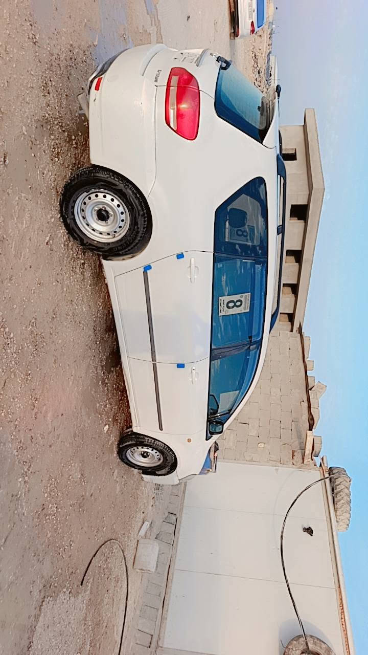 تيوتا   ابصم مديل ٢٠٠١سياره مكفولهةمن شخط جديده من كل نواحي كرهبايات محرك كير تبريد غاز  بانزين قتصاديه تخم تاير جديد ياباني حداديه جديده دواخل جديد سياره مامتعوبه مكان سماوه رقم نكليزي دوه مداوره سياره ماتخسر عليه شي مامخلي بيه نقص من اي شي دشبول ايسر، بلاد ومخلفه مانع حراره وتربه قطره مادخل ولا صوت رقم *********** بخدمتكم سعر ١٠٥
