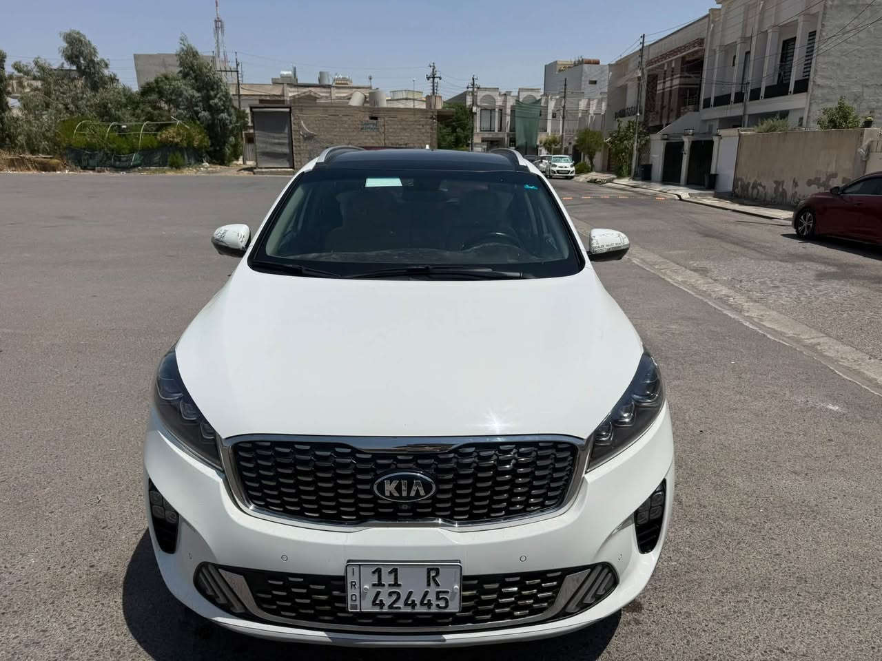 ا سورنتو 2020خليجي رقم بغداد بأسمي فول مواصفات فور ويل 4 كامرات بنوراما بيها 4 اصابع بارد يم قبغ البانزين وبراغي الباب مفتوحه السياره نظيفه جداً مكان السياره بغداد ماشية 100 السعر 260. للاستفسار الاتصال على ***********
