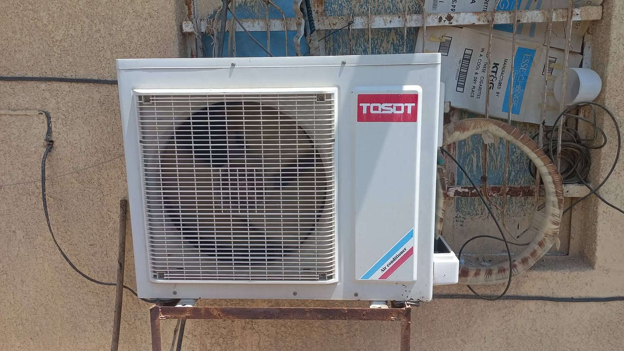 للبيع //سبلت توستوت ٢ طن اخو الجديد  تبريد ثلج 
السعر / خاص 
اتصال /***********
