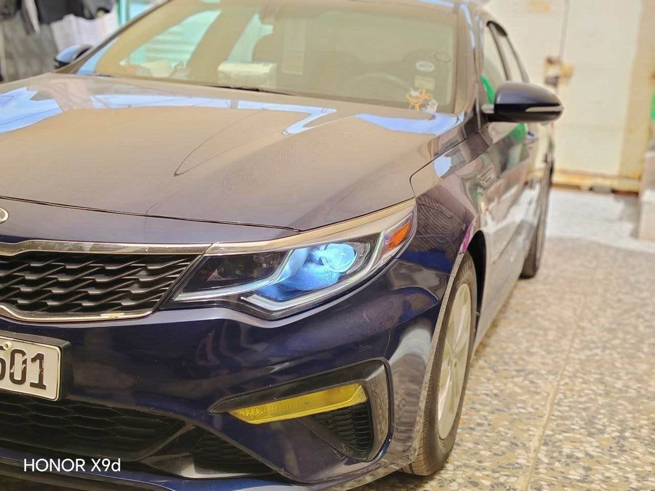 🚘 للبيع كيا أوبتيما 2019 وارد أمريكي 🇺🇸

سيارة نظيفة ومرتبة جداً، استخدام شخصي وحالتها ممتازة، جاهزة للفحص والتجربة.

🔹 الموديل: كيا أوبتيما 2019
🔹 الوارد: أمريكي 🇺🇸
🔹 المحرك: GDI 2.4 لتر
🔹 القير: أوتوماتيك
🔹 المواصفات: أمريكي
🔹 السيارة مريحة جداً بالقيادة وثابتة، ومناسبة للاستخدام اليومي والسفر.

✨ التفاصيل والحالة:
▪️ حادثة باب فقط.
▪️ الباب متبدل بالأصلي ونفس لون السيارة.
▪️ الجملغ بيه صبغ فقط.
▪️ باقي السيارة نظيفة ومرتبة.
▪️ رقم أربيل جديد.
▪️ السنوية منتهية صارلها شهر.
▪️ التحويل أو الوكالة حسب رغبة المشتري.
▪️ السيارة جاهزة للفحص بأي مكان يتفق عليه المشتري.

📍 المكان: البصرة
💰 السعر: 135
بيها مجال للجادين بعد المعاينة والفحص.

📞 للاستفسار: ***********

⚠️ السيارة للفحص، والجاد يجي يعاينها بنفسه. البصرة, العراق

نص مكتوب في الصور:
- HONOR X9d