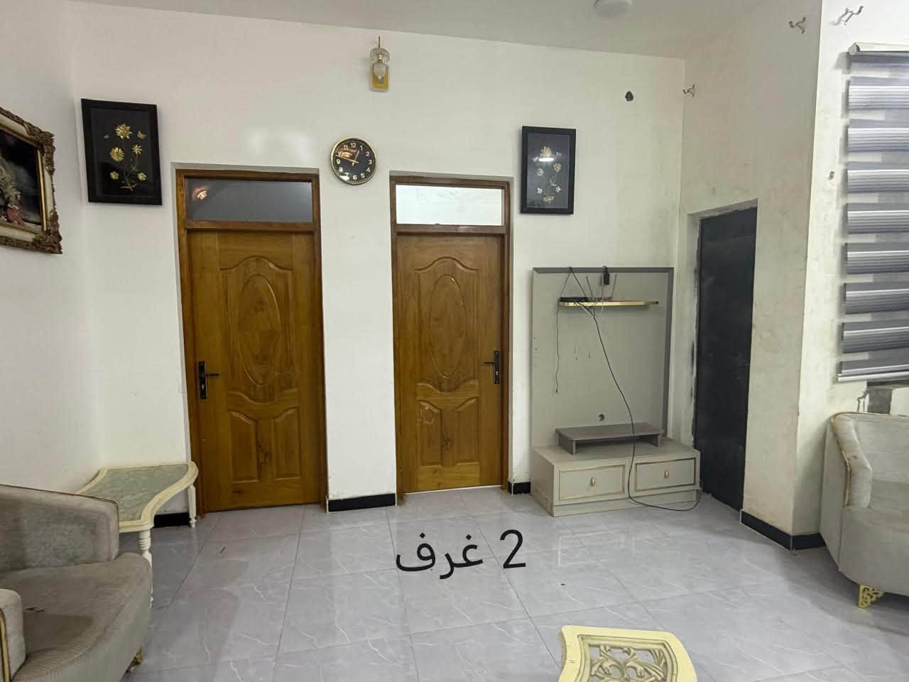 دار للبيع مدينة الصدر قرب مجمع السلام السكني  بي وصل الطابو من البلدية زراعي الناصرية الجديدة بنزلة الروف الدار يصير ركن اذا يتبلط الشارع والشوارع ع باب تبليط
عمر البناء اقل السنة شغل نضيف السقف (كونكريت ساقط) ( ارضية بورسلين) 
( المائيات دفن) ( انارة جيدة وجدارية)
بناء طابوق طابق واحد
غرف 2
منور 2
صالة
ديوانية
مطبخ 2
السعر 72 مليون

‭***********‬
***********
