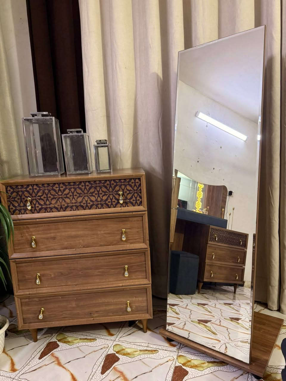 غرفة تركية • نظيفه • هيدروليك