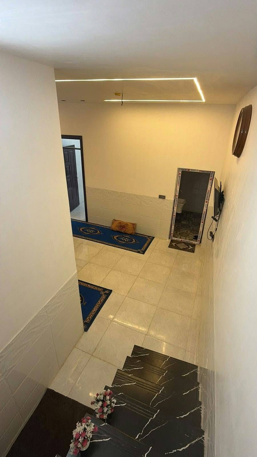 قرب جسر الشهداء • ١٥٠م • ٤ غرف