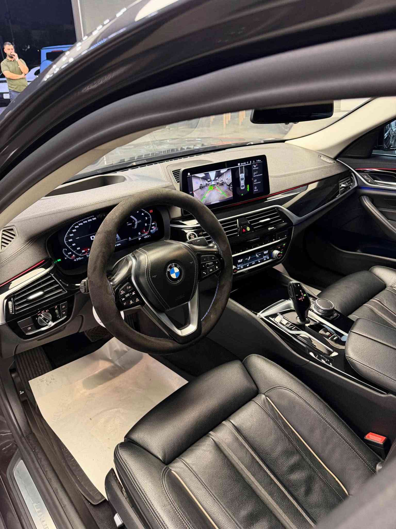 بي إم 530i • ٢٠٢١ • أربيل