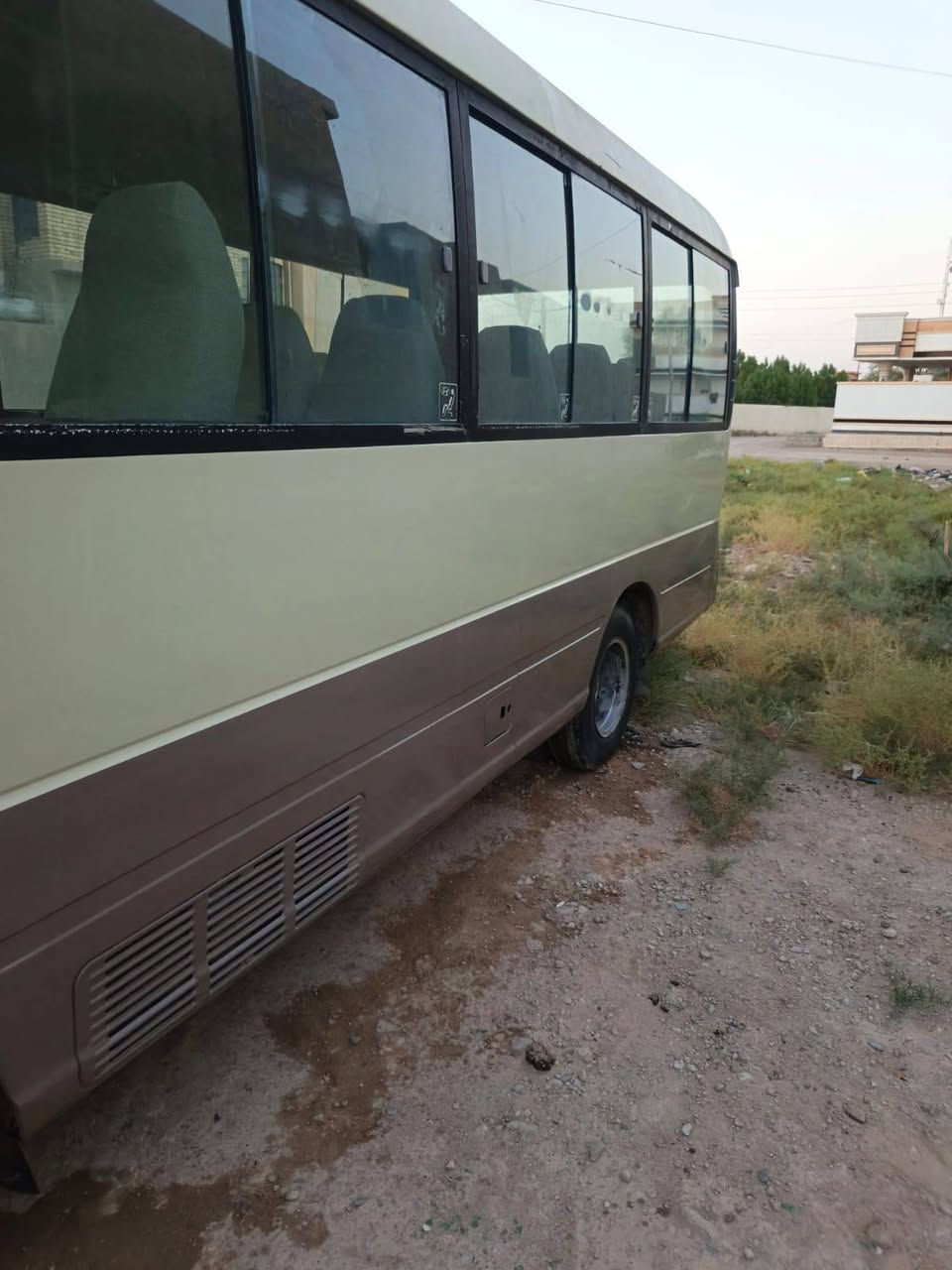 كوستره هونداي للبيع سياره جاهزه مكينه جديده داخل مدوشم جديد ***********
