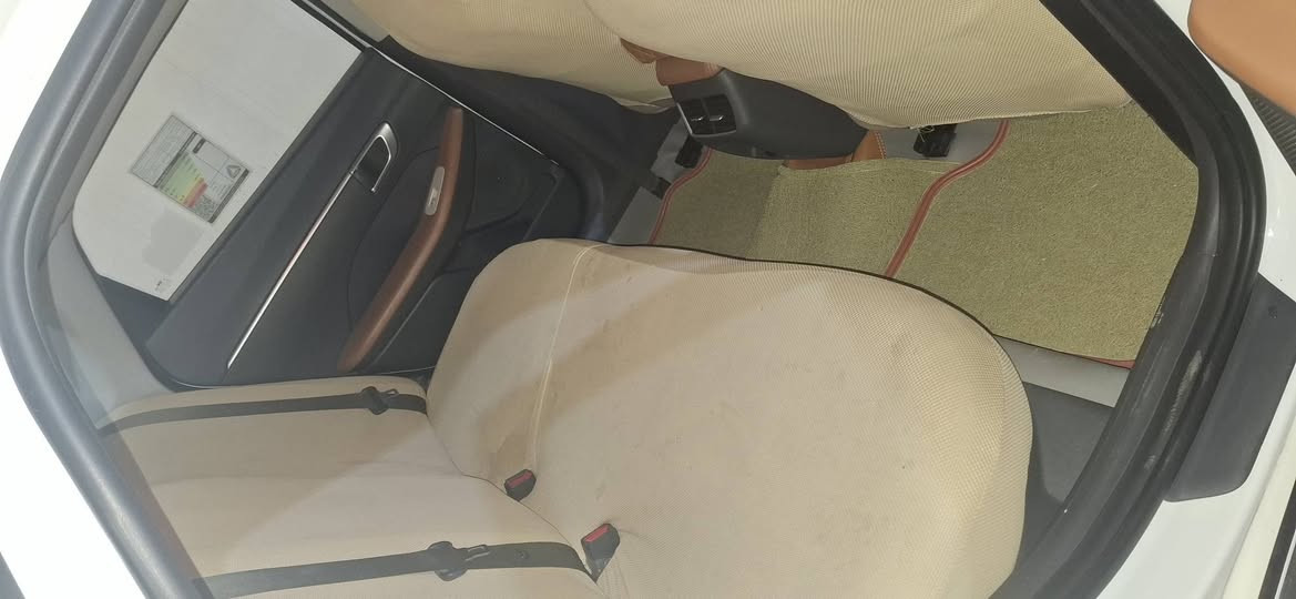سوناتا خليجي ٢٠٢٠ ماشي ٨١ مكينه ٢٥٠٠دوش سياره بيها بارد بين الباب وجاملغ اليمن كد شبر الكير مفتوح مبدل دهن وفلتر اصلي شركه لاين زنون بك لايت لد كامره دواره حساس خلفي سعر ١٧٥ وبيها مجال ***********
