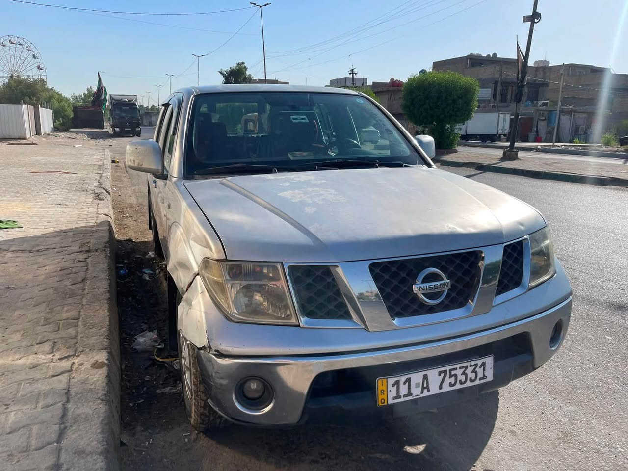 نيفارا 2009 للبيع
سياره مابيه صبغ بيه دخات موضحه بصوره ممصلحه على وضعهن 
صدر كله جديد من الالف الى الياء 
تبريد شغال كلج مروحه جديد ماكو حماوه مابيه كل نقص 
زوج تايرات جديد قبل يومين شادهن 
السعر 83 ورقه وبيه مجال 
العنوان:بغداد-الحبيبيه
***********
