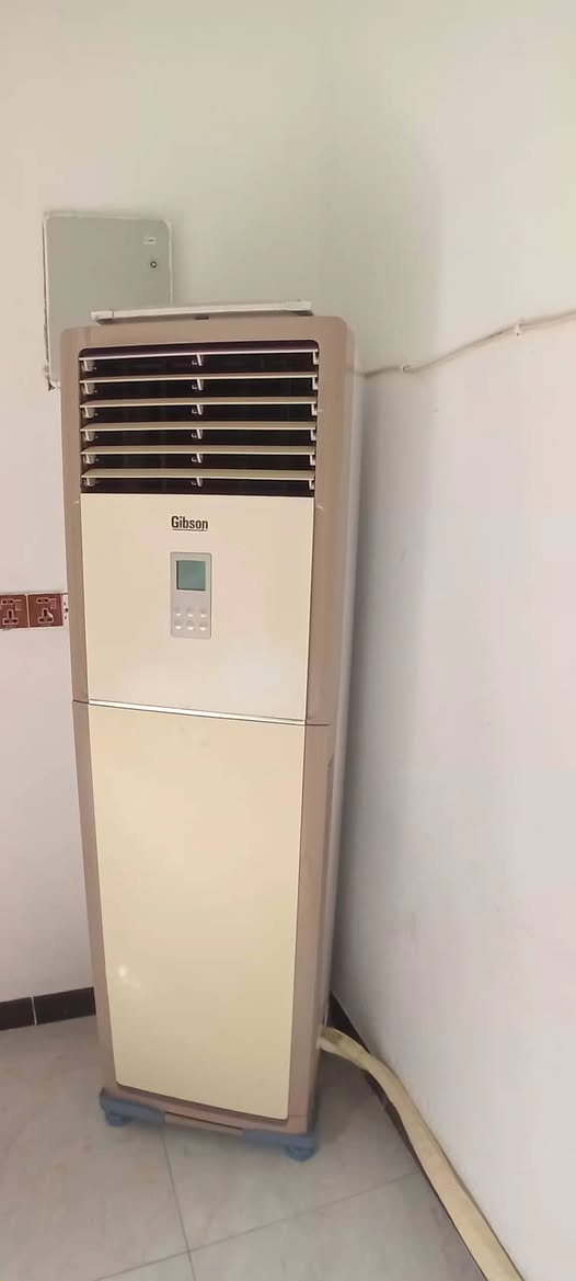 السلام عليكم سبلت 3طن كنتوري للبيع بي عطل بصيط رايده 450 الف بي مجال رقمي ***********
