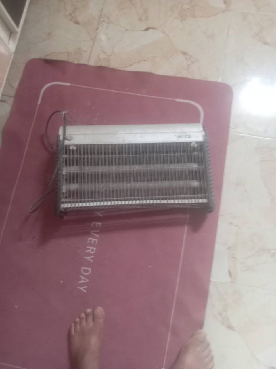 فاره غسل وشاشه بلازما وكاونتر وبلي تو كلهن جدد مستخدمات شي قليل مكان الشطره ***********
