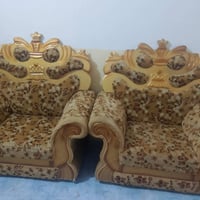 تخم • كنب