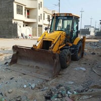 موديل ٢٠٠٢ • البصره • حفاره جاهزه