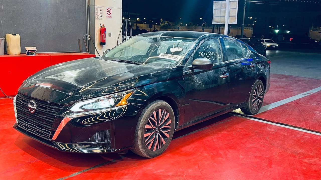 Altima 24 SV 
بجم كپس   
شبر باب صبخ  نفس كلين
سياره كله جديد  
رقم شاصي  حادص سياره موجود
كير محرك حجر كله بشرط
مكان سياره كلار  
***********
