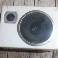 مضخم صوت • للبيع