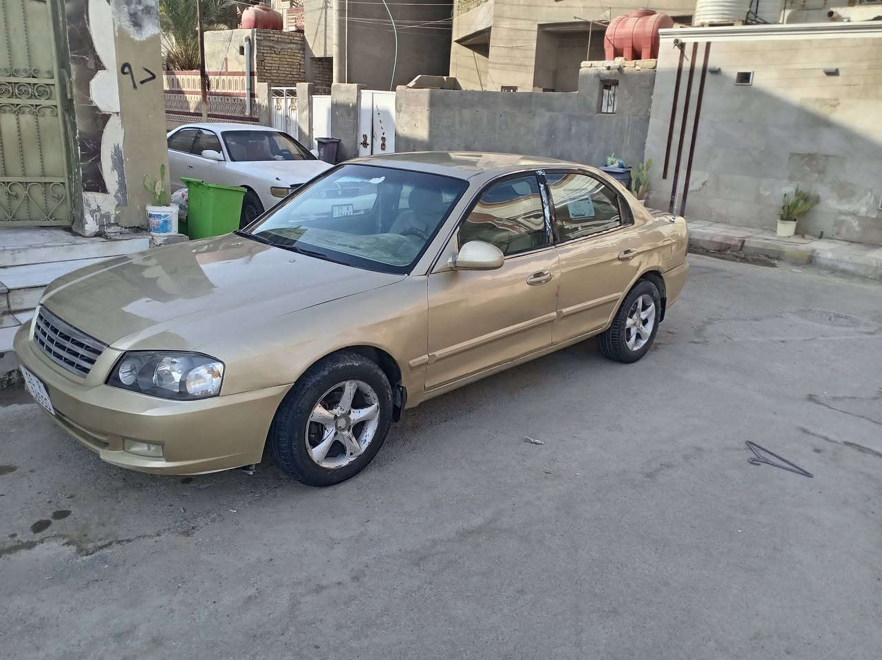 بيع مستعجل.. سيارة اوبتيما خليجي موديل 2002 مكفولة من الضربة مصبوغة عام أثر جراد مكينه 2000 عندي وكاله عامه بأسمي مدوار ثاني يوم السعر 42وبي مجال مكان السياره ناصريه للاستفسار الاتصال على الرقم *********** أو مراسله الصفحه
