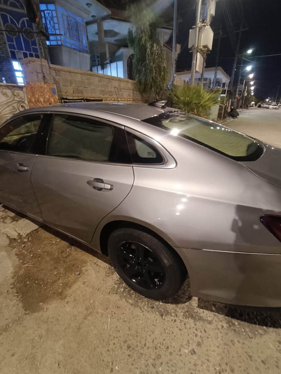 ماليبو مديل ٢٣
رقم بصره حره 
بصمه رادار 
كير مكينه تخم تاير 
على وضع شركه 
حادث كلش بصيط 
سعر ١٣٠بيه مجال 
***********
