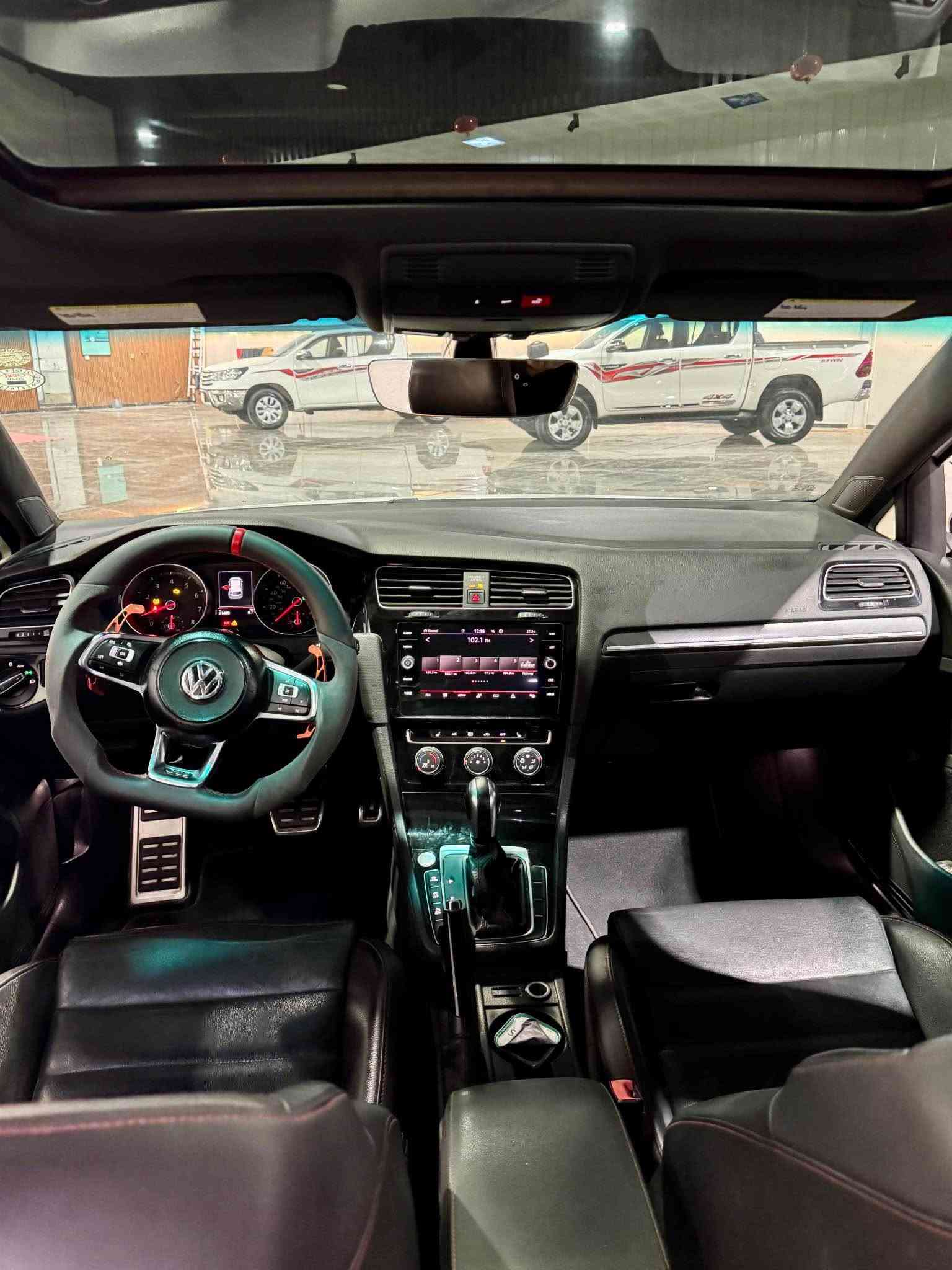 غولف GTI • ٢٠٢١ • ٦١٠٠٠ ميل