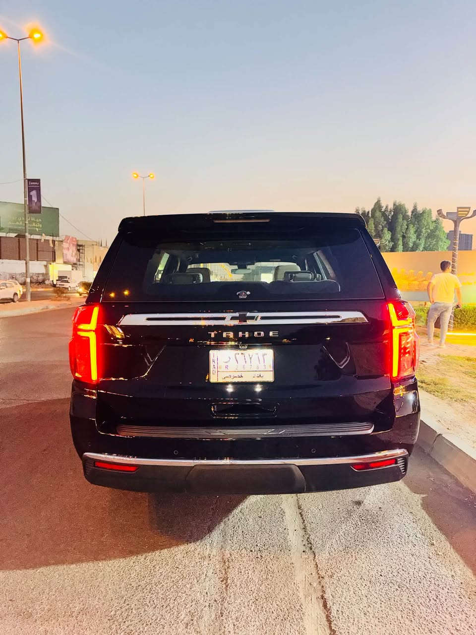 تاهو Ls موديل 2022
خليجي وكاله المنصور ماشيه 133,000k مكفوله من الصبغ ماعدا بي دي ار بل باب الصدر والي ورهه مابين نهائي ام العلامه السوده سياره جديده رقم بغداد السعز
 $39,000 وبيه مجال بسيط 
الاتصال عل الارقام
***********
***********
مكان السياره بغداد الكرخ
رجاءً  رجاءً الي موو شراي لا يتصل
