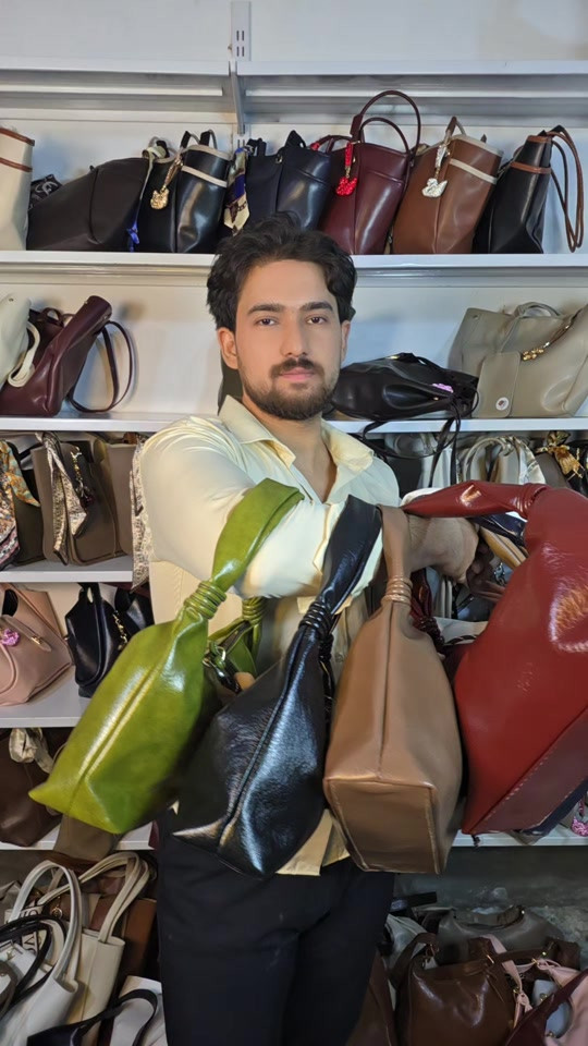 للحجز • اكسسوار شخصي