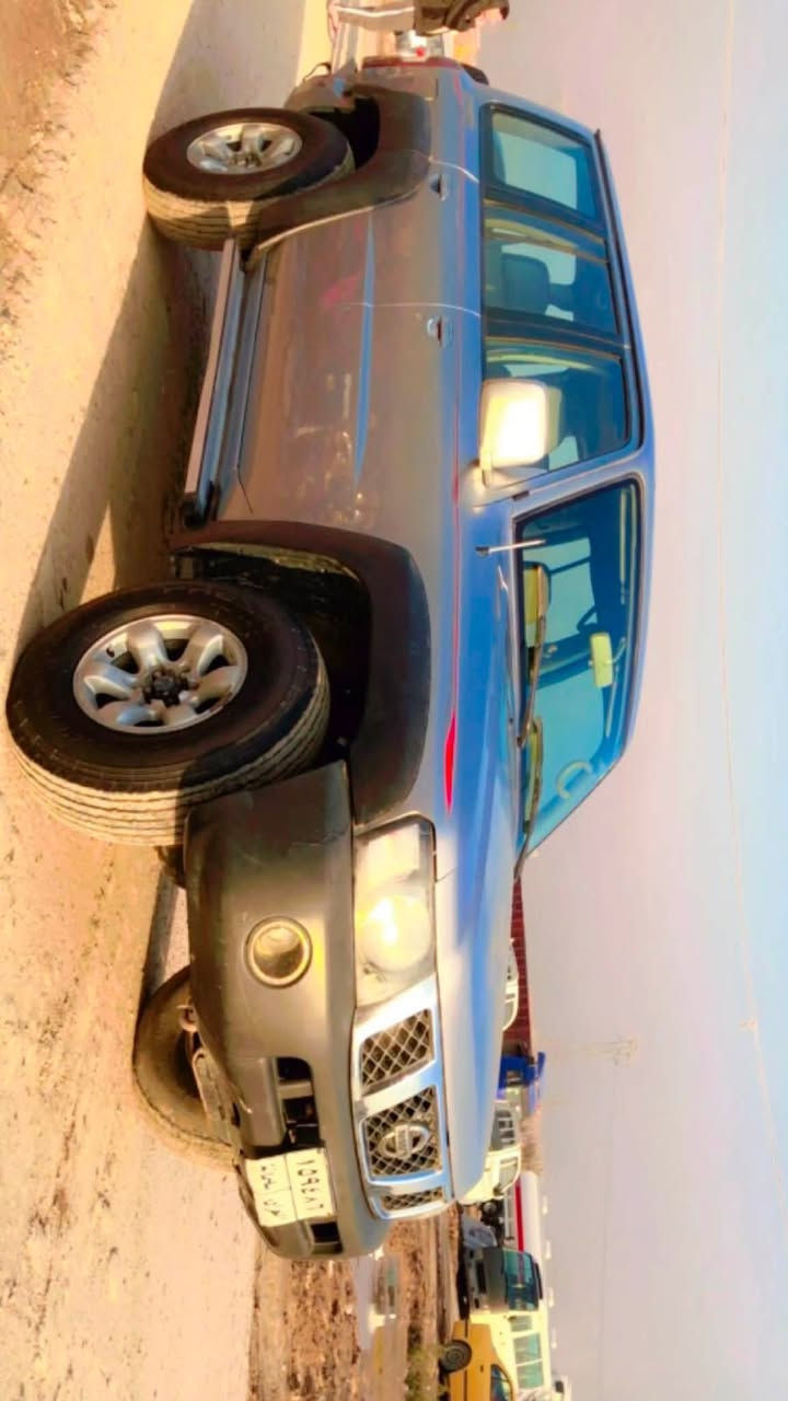 نيسان باترول 2007 سلك سياره مكفوله السعر 160 رقم الهاتف ***********
