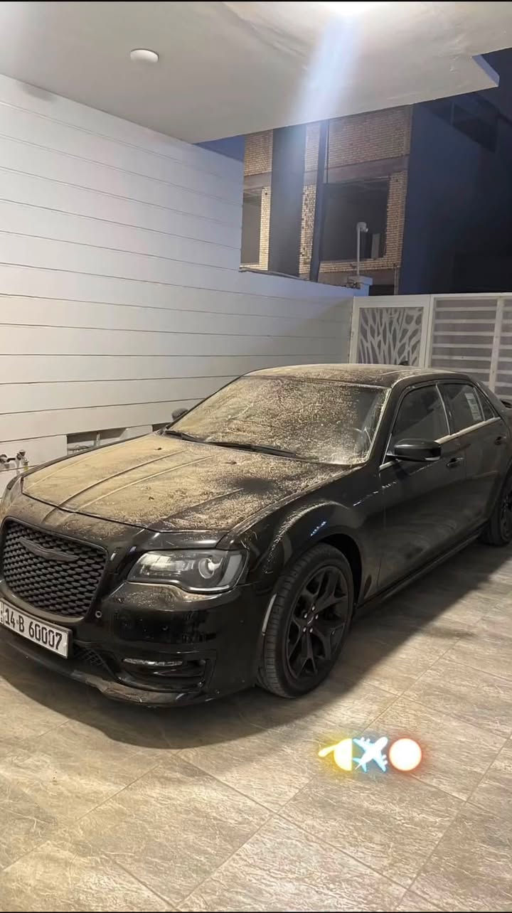 السلام عليكم 

اوباما 2021   S300

وارد امريكي 

تقرير مياه امطار تعمل و تسير 

و بيها قطعه من امريكا كلير و قطعه هنا نصبغة 

سيارة جاهزة ما بيها مصرف دينار واحد 

رقم بصرة مميز

محرك V8 هيمي  

مراوس او بيع  و مراوس شرط K5 موديل 2024 / 2025 

او سوناتا 2024 / 2025 المهم فول مواصفات 
 
السعر 230 وبيها مجال 

مكان السيارة البصرة 

الاستفسار ***********
