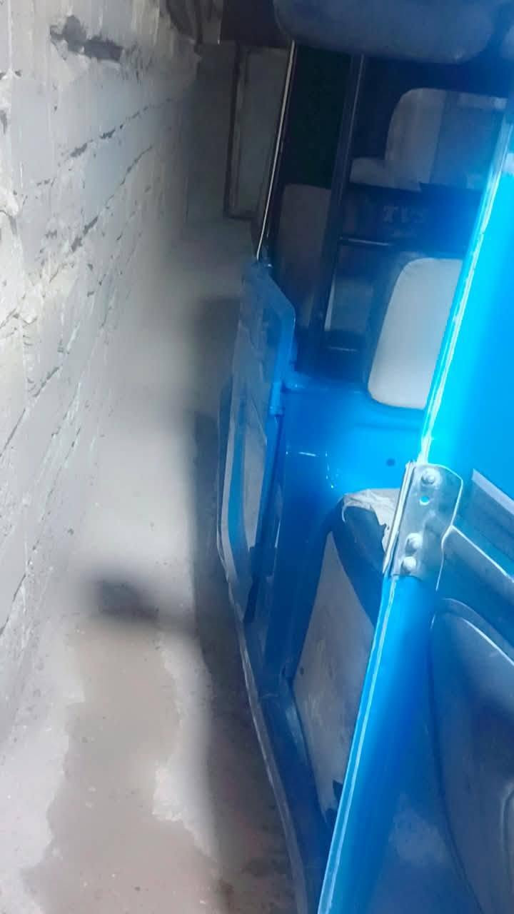 سلام عليكم تكتك تيفيأس موديل 22 أوراق كامله وأصوليه من الشركه كبل بأسمك  كفاله عامه كشر ومحرك لااضربه ولااصبغ ولاامعجون بعده على وضع الشركة محرك مامفتوح بي برغي جانت مضمومه التكتك وخير من الله نكره سلف كل نقص مابيه كبل لشارع مكاني المحموديه رقمي *********** سعرها 6500 وبيه مجال حك جيتك

