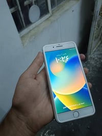 ايفون 8 بلص • مقفل • بطارية مبدلة