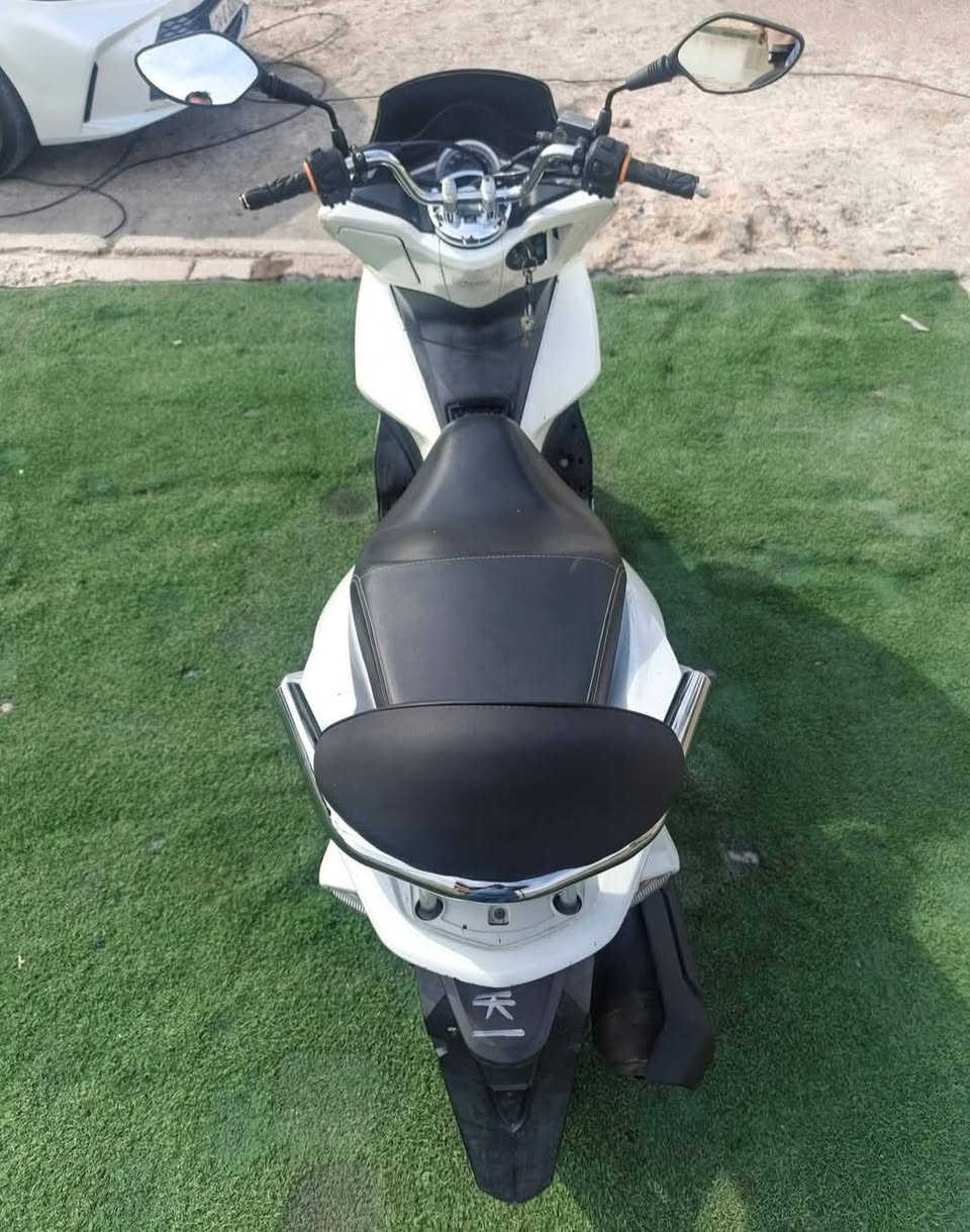 PCX • جيل الثاني • ١٥٠