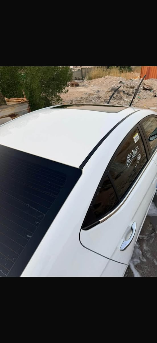 السلام عليكم النترا 2020 مكينه 2000 سياره نظيفه بيه شبر بالبنيد ب 155 وبيه مجال بالعافيه عل ياخذه تواصل اتصال وواتساب ***********
