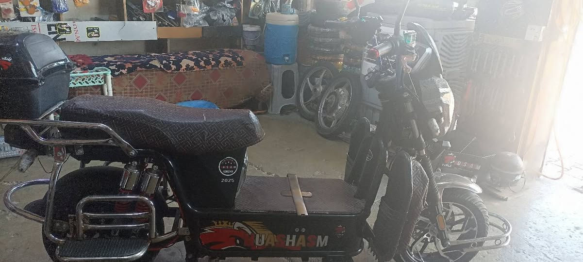السلام عليكم هيوشه للبيع دراجه كلش نظيفه موديل البطاريات 26 دراجه جاهزه ما بيها اي نقص السعر 625 العنوان الانبار الفلوجه *********** بي واتساب
